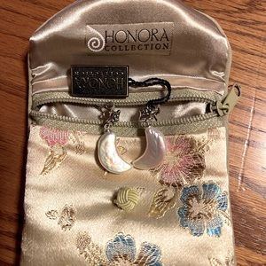 Honora pearl earrings